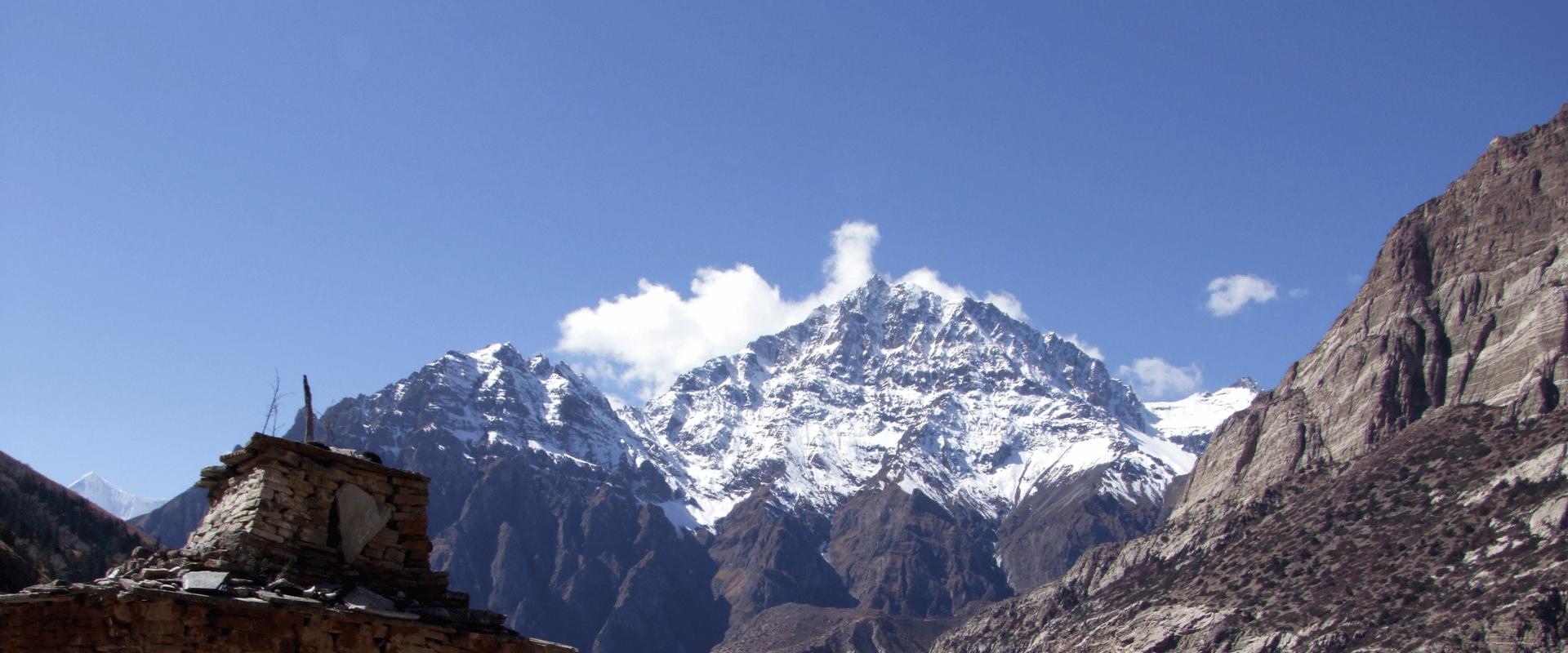 A picture of Pisang Peak Climbing Nepal